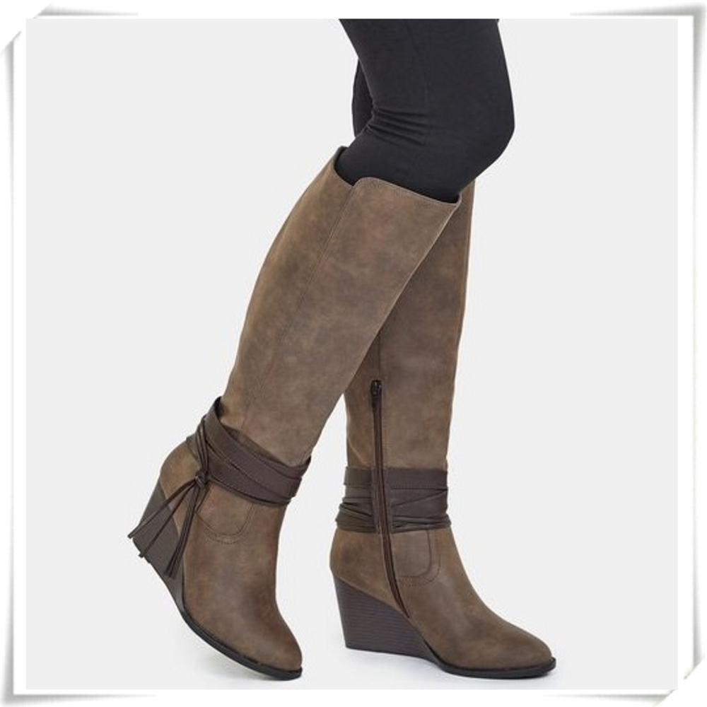 Ulrica Wedge Distressed Look Boots Wide Calf - Picture 3 of 3